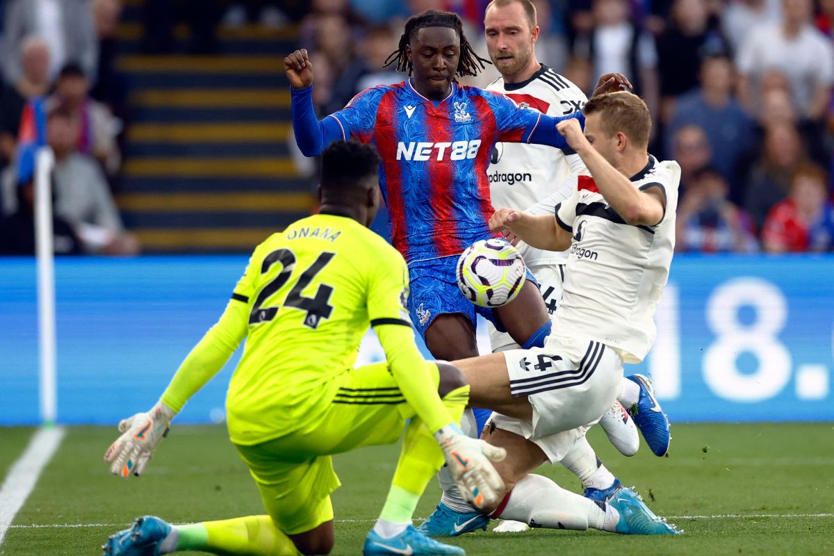 Crystal Palace vs Manchester United Head to Head & Predictions