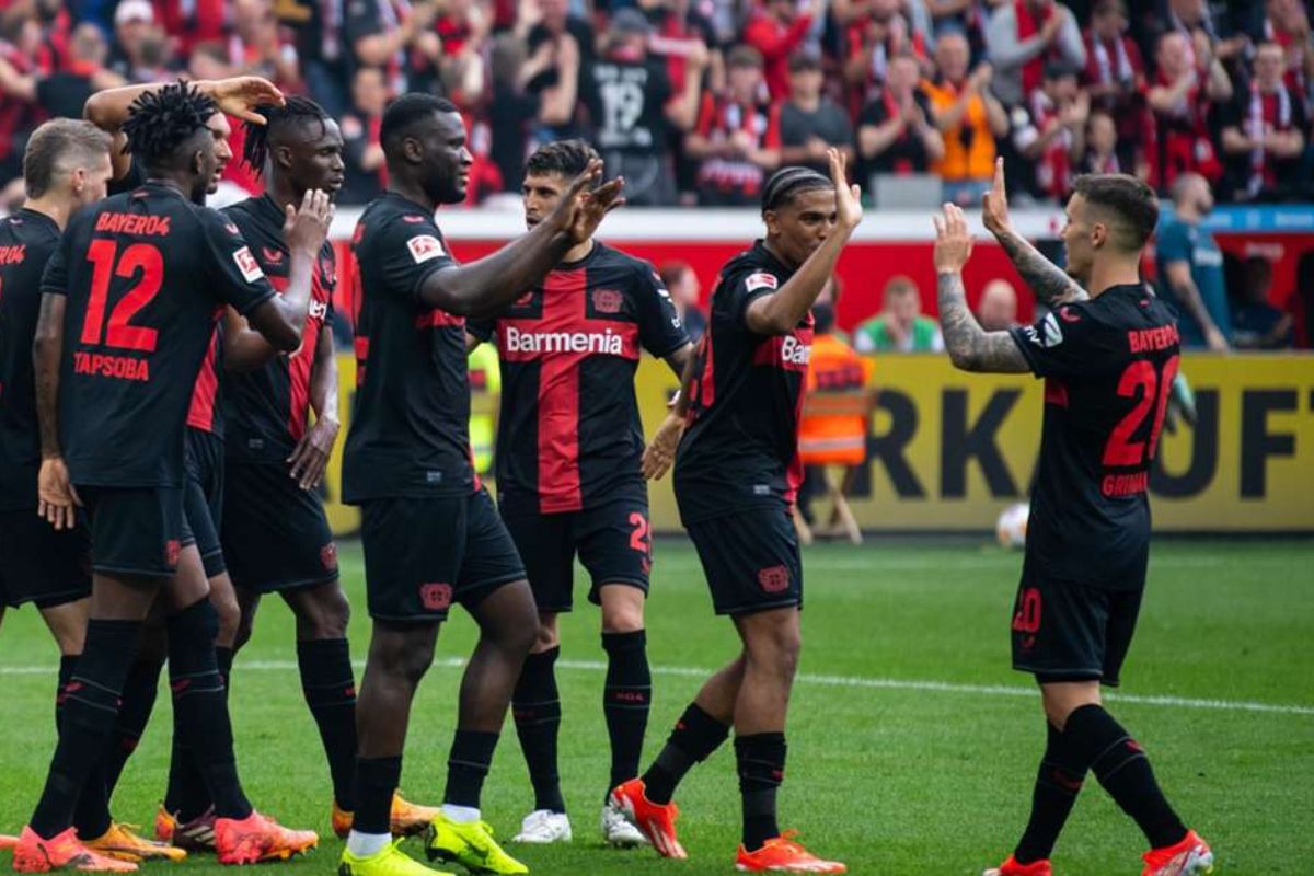 FC Augsburg vs Bayer Leverkusen head to head & Predictions